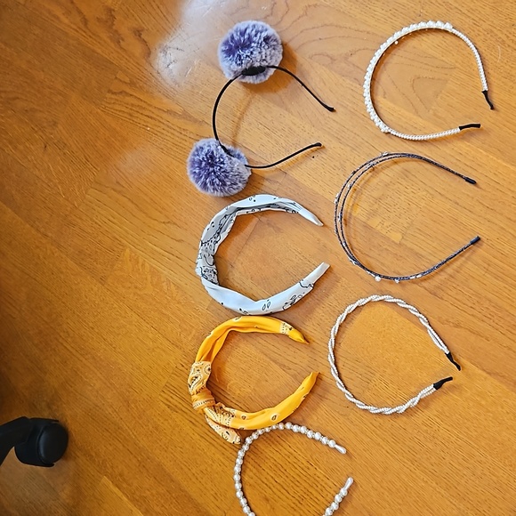 Headbands - Picture 1 of 8